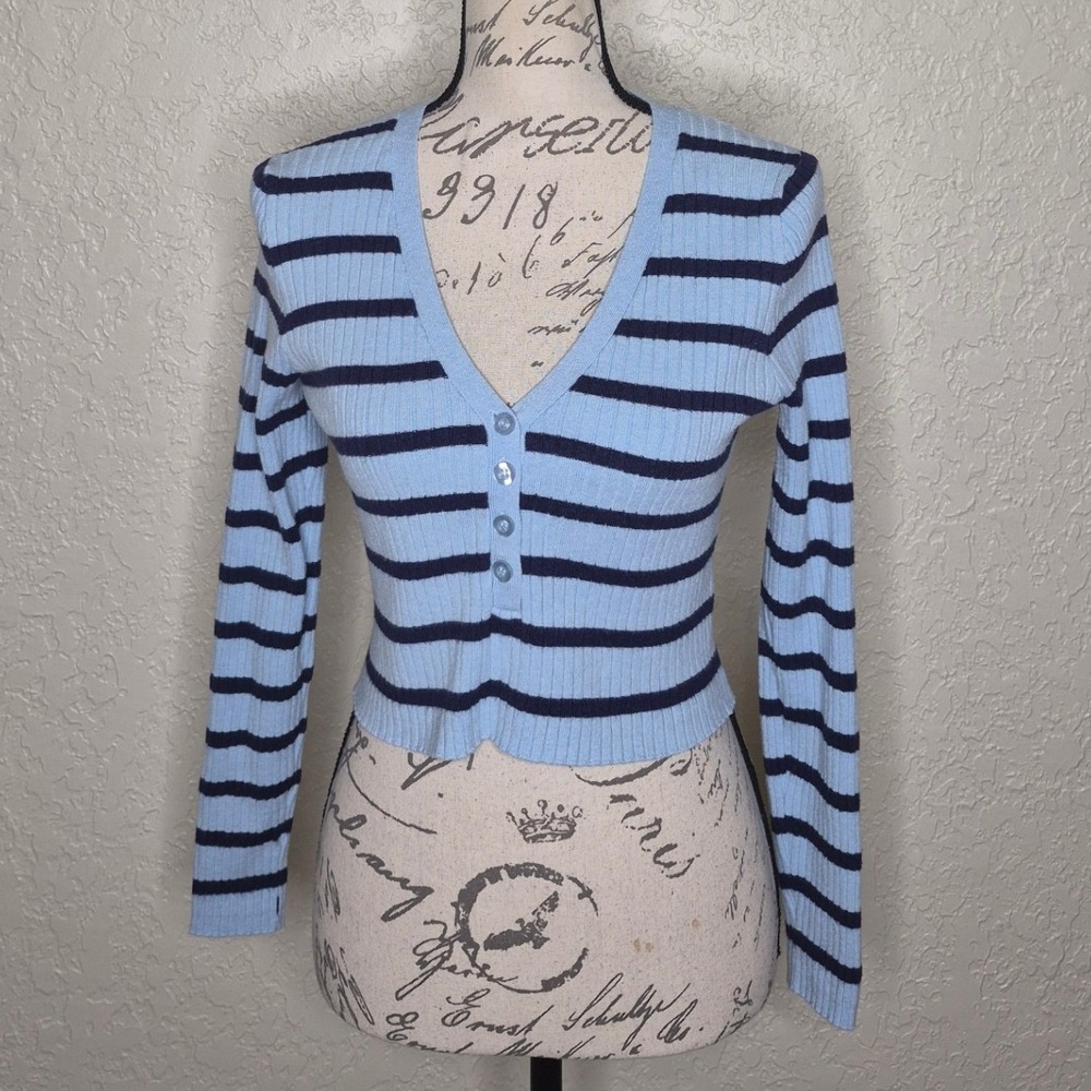 Sincerely Jules Striped Ribbed Knit Cropped Top Light Blue Navy Small